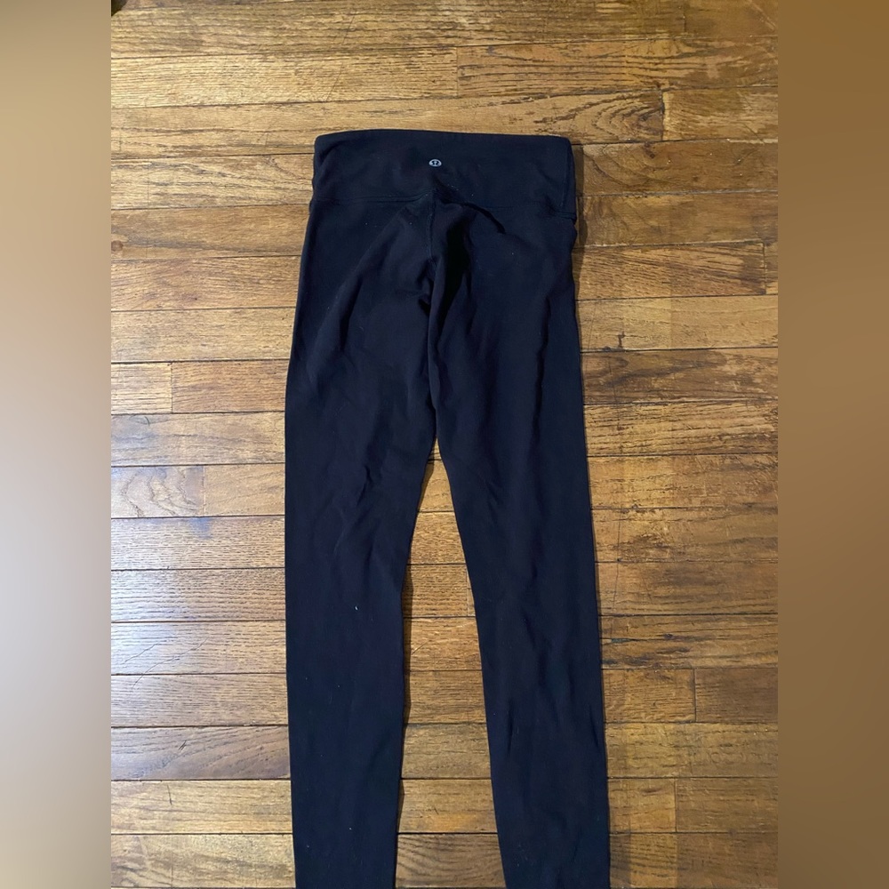 Lululemon leggings 27”